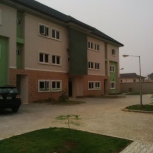 2 300x300 Lovely 4 bedroom terrace with all rooms en suit at Willow Green Estate .